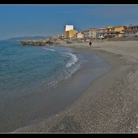 Apartament Relax Due Passi Dal Mare Spadafora Zewnętrze zdjęcie