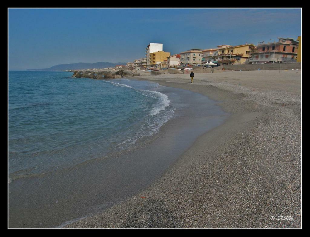 Apartament Relax Due Passi Dal Mare Spadafora Zewnętrze zdjęcie